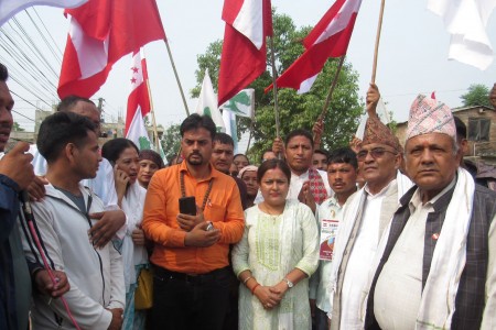 कोहलपुरका जनतालाई विवेक प्रयोग गर्न नगर प्रमुख पदका उम्मेदवार आचार्यको आग्रह